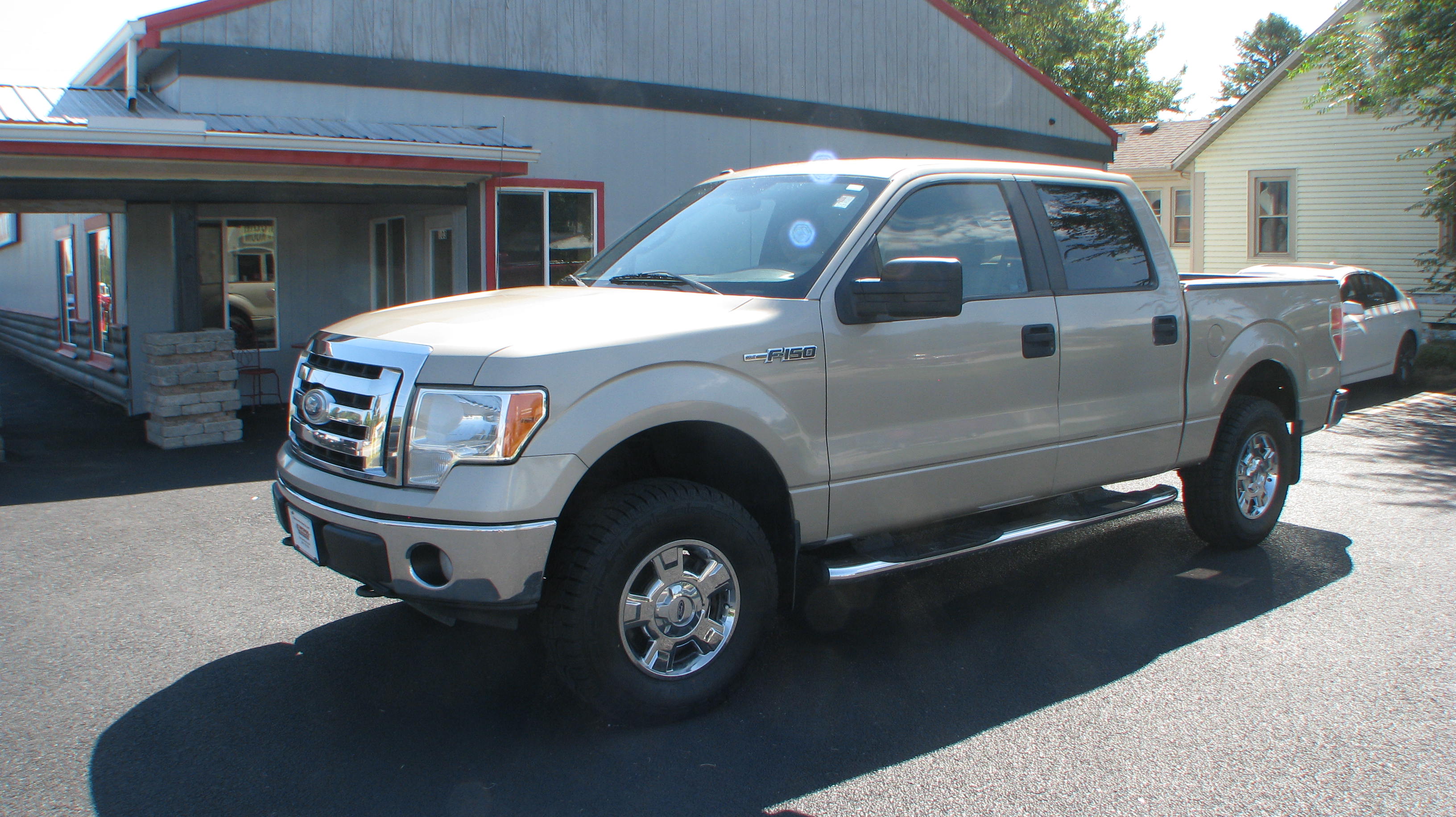 Pre-Owned 2010 Ford F150 4WD Supercrew XLT 5 1/2 in Coal Valley # 2010 Ford F150 5.4 L V8 Towing Capacity