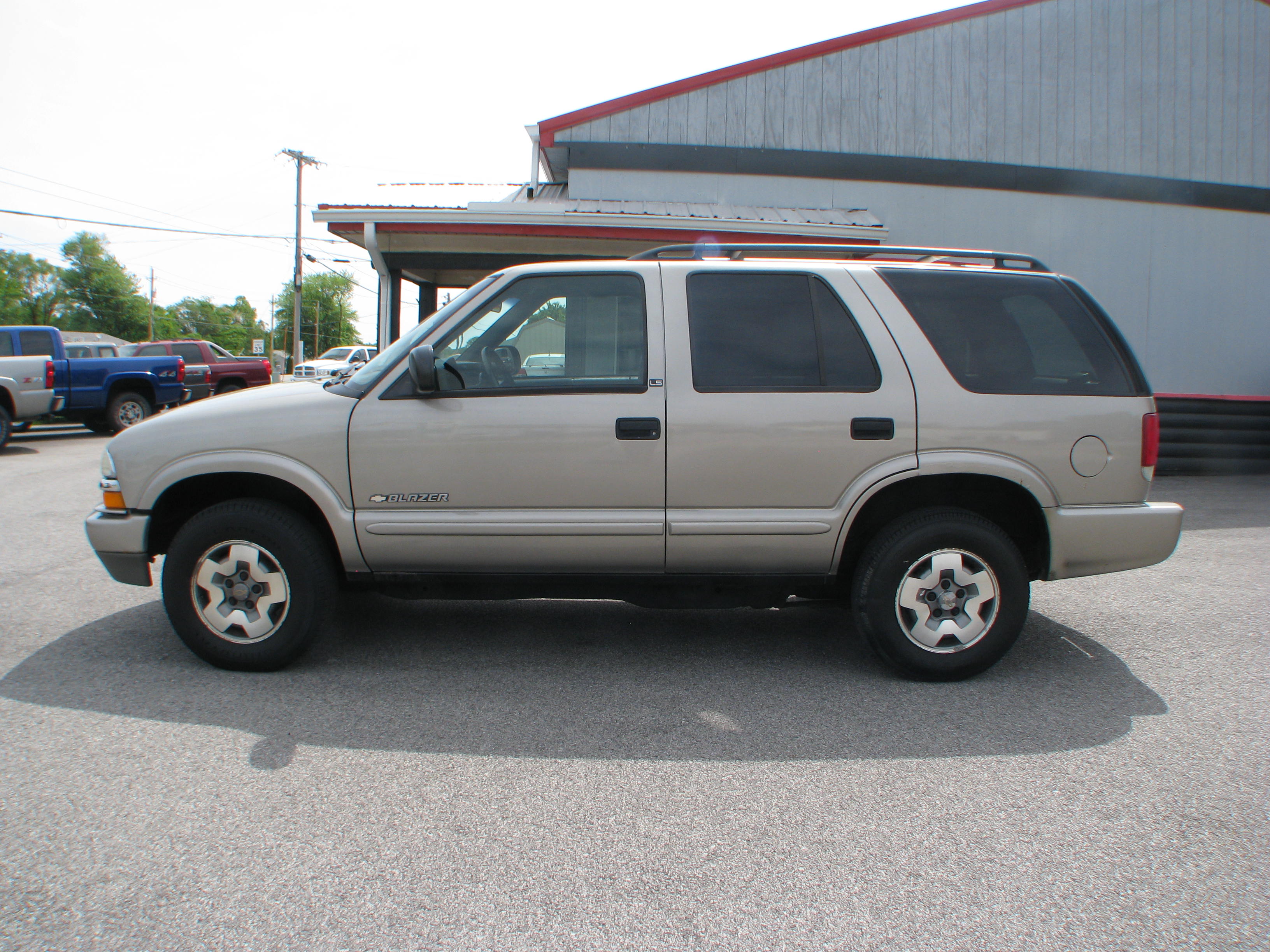 PreOwned 2003 Chevrolet Blazer 4d SUV 4WD LS Sport